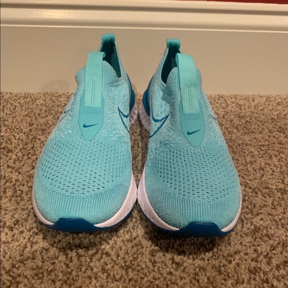 Nike Epic Phantom Reacts - Picture 3 of 6